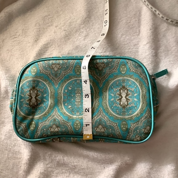 NWOT Make Up Case Set - Picture 5 of 8